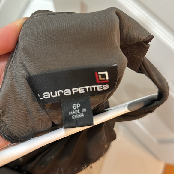 Gorgeous grey/taupe formal gown with matching shawl - Picture 7 of 7